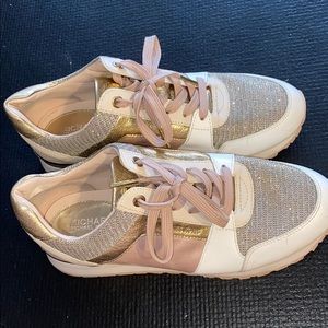 Micheal Kors sneakers